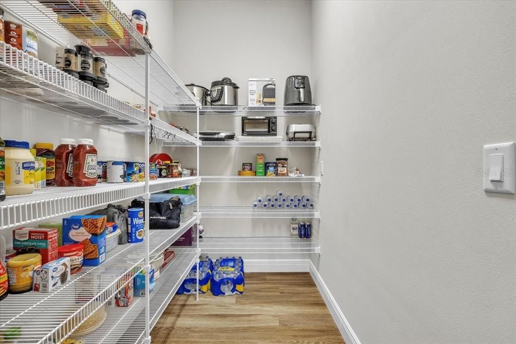 待售: $899,999 (3 贝兹, 3 浴室, 3089 平方英尺)