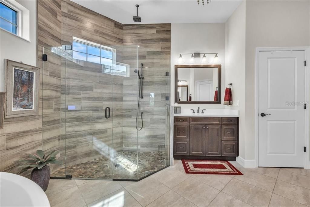 待售: $899,999 (3 贝兹, 3 浴室, 3089 平方英尺)