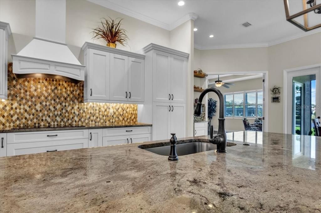 待售: $899,999 (3 贝兹, 3 浴室, 3089 平方英尺)