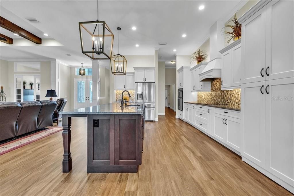 待售: $899,999 (3 贝兹, 3 浴室, 3089 平方英尺)