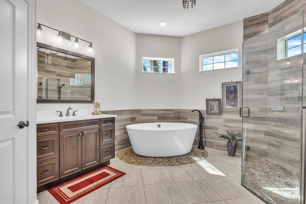 待售: $899,999 (3 贝兹, 3 浴室, 3089 平方英尺)