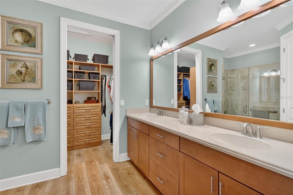 For Sale: $495,000 (2 beds, 2 baths, 1686 Square Feet)