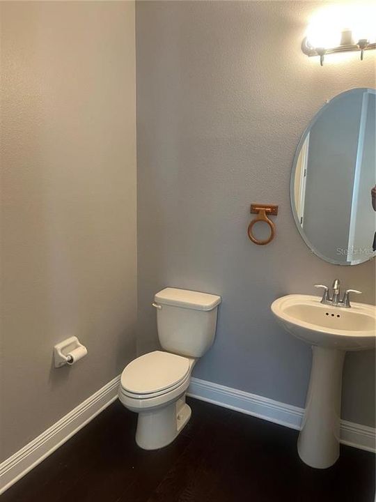 出租: $2,295 (3 贝兹, 3 浴室, 1547 平方英尺)