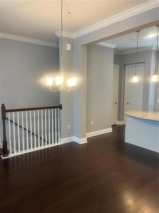 出租: $2,295 (3 贝兹, 3 浴室, 1547 平方英尺)