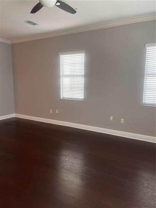 出租: $2,295 (3 贝兹, 3 浴室, 1547 平方英尺)