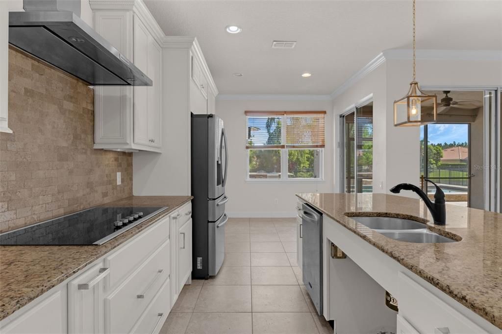 For Sale: $719,000 (3 beds, 2 baths, 1958 Square Feet)