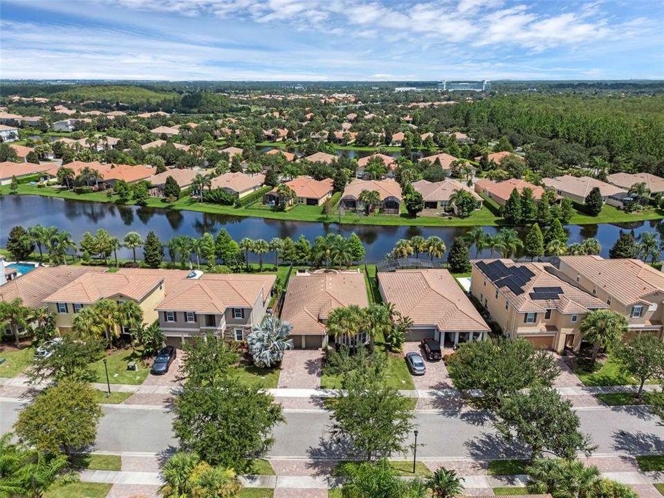 For Sale: $719,000 (3 beds, 2 baths, 1958 Square Feet)