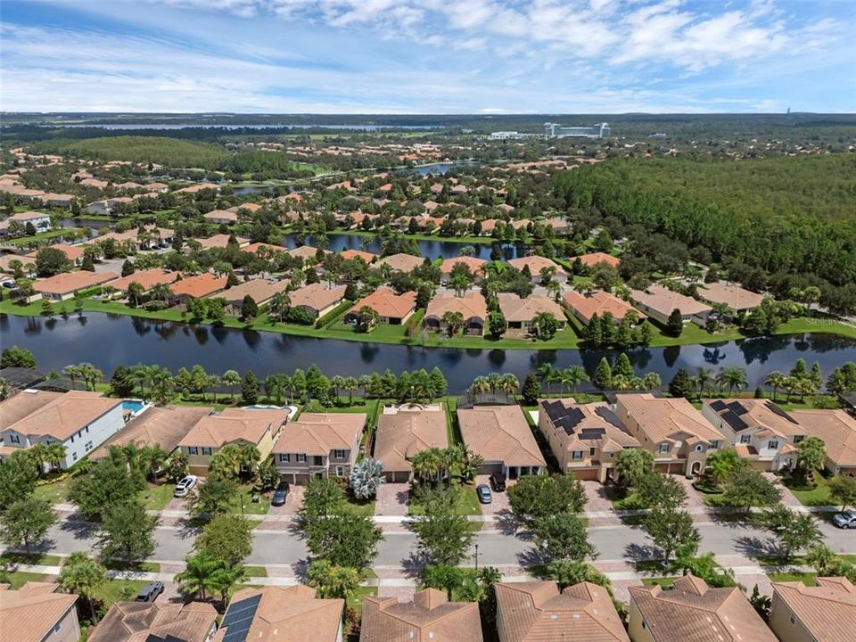 For Sale: $719,000 (3 beds, 2 baths, 1958 Square Feet)