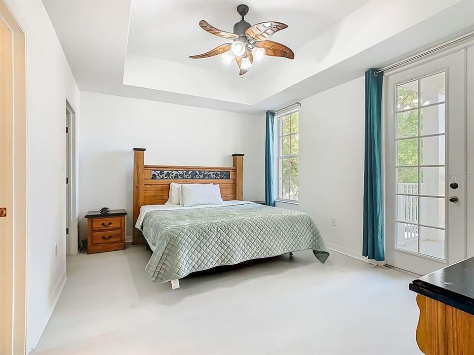 For Sale: $482,500 (3 beds, 2 baths, 1430 Square Feet)