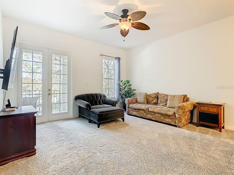 For Sale: $482,500 (3 beds, 2 baths, 1430 Square Feet)