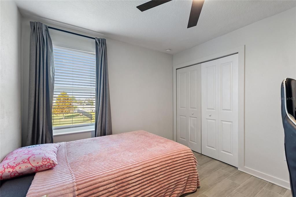 待售: $399,000 (3 贝兹, 2 浴室, 2076 平方英尺)