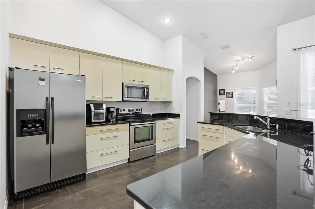 For Sale: $496,000 (4 beds, 3 baths, 2868 Square Feet)