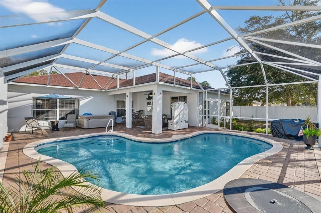 待售: $474,900 (3 贝兹, 2 浴室, 2348 平方英尺)