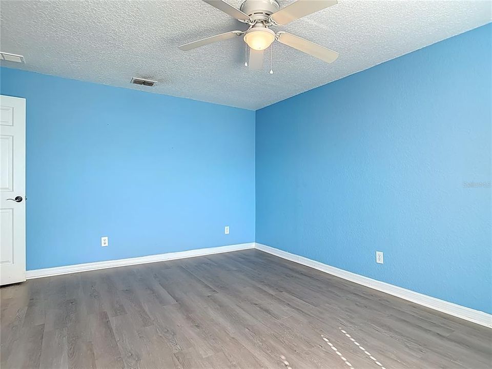 For Rent: $2,200 (4 beds, 2 baths, 2295 Square Feet)