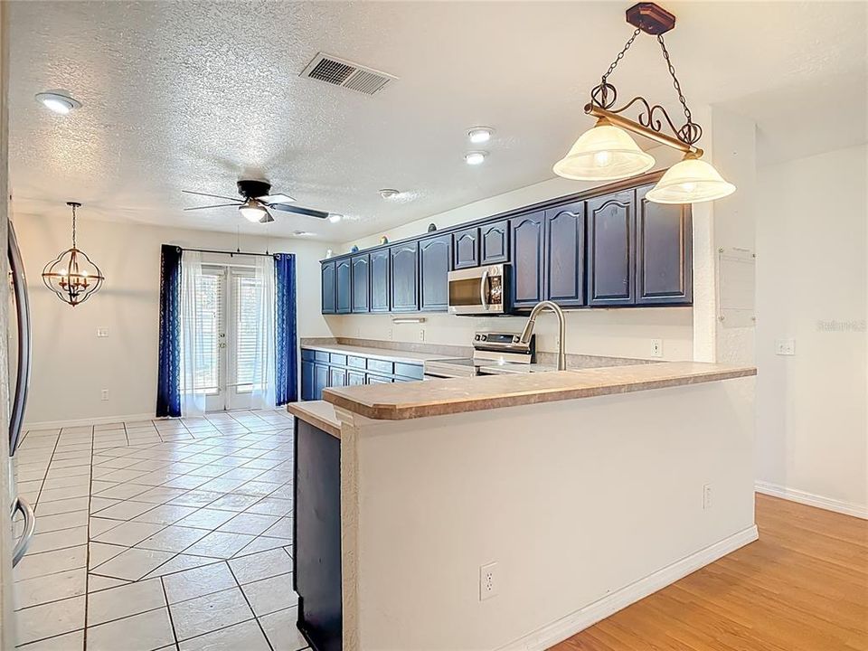 For Rent: $2,200 (4 beds, 2 baths, 2295 Square Feet)