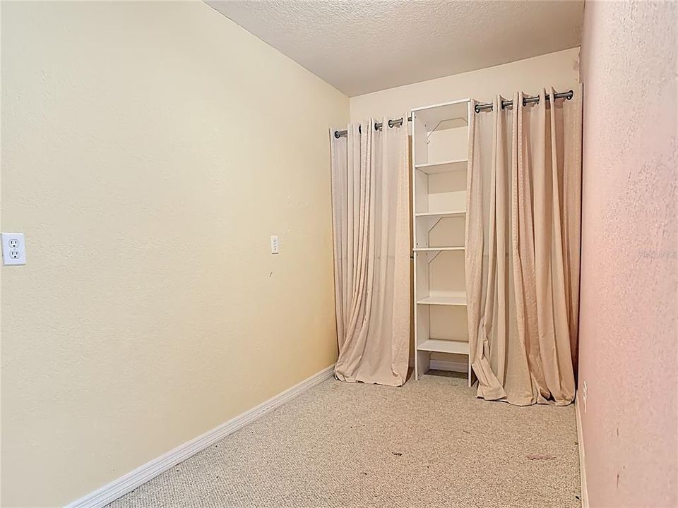 For Rent: $2,200 (4 beds, 2 baths, 2295 Square Feet)