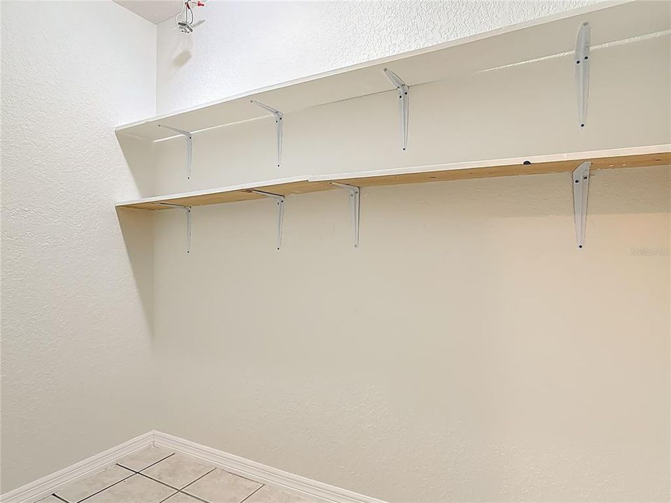 For Rent: $2,200 (4 beds, 2 baths, 2295 Square Feet)