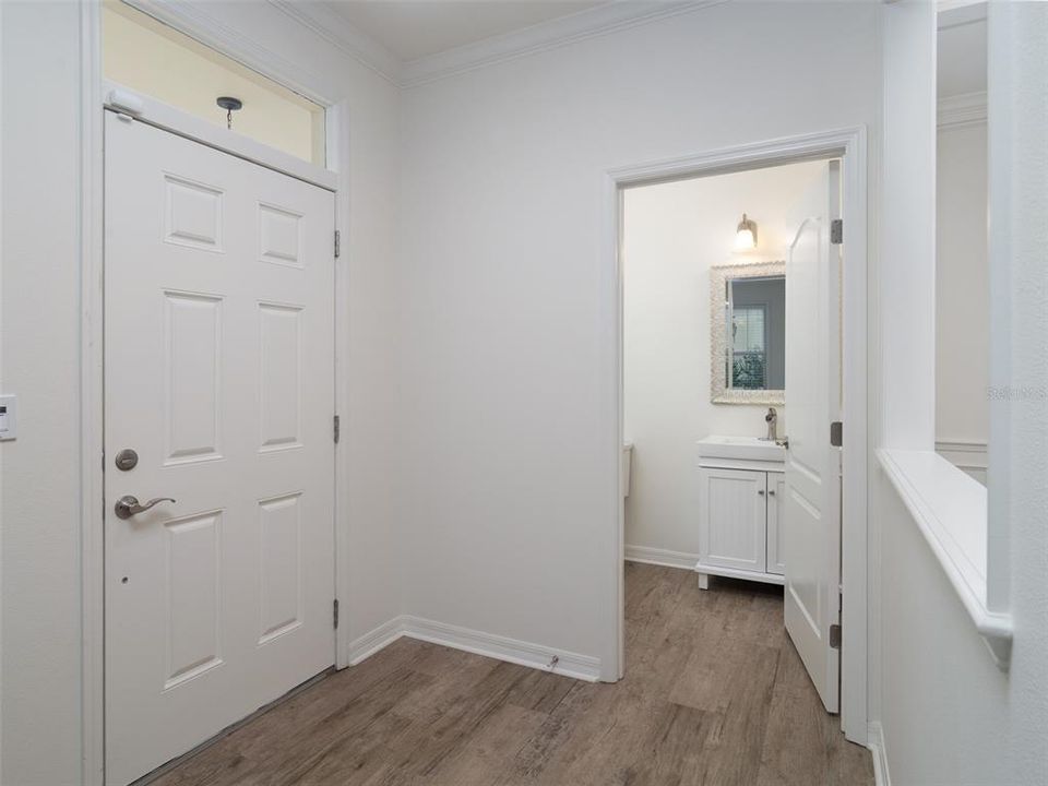 For Rent: $3,500 (3 beds, 2 baths, 2705 Square Feet)