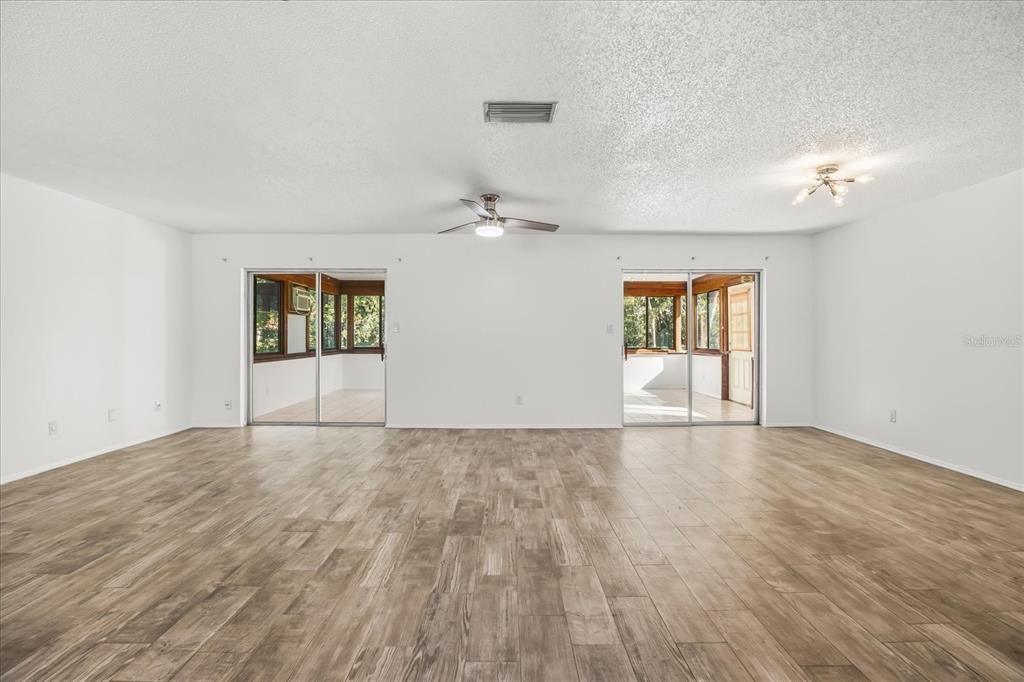 出租: $3,200 (2 贝兹, 2 浴室, 1918 平方英尺)