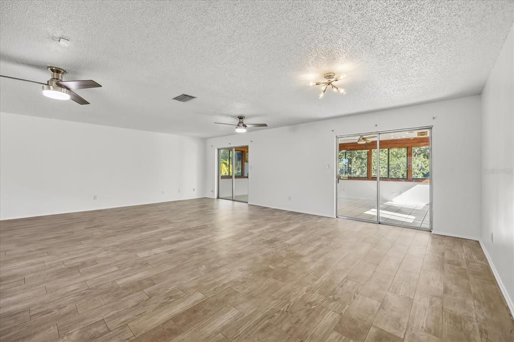 出租: $3,200 (2 贝兹, 2 浴室, 1918 平方英尺)