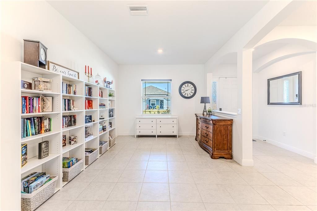 For Sale: $689,900 (5 beds, 4 baths, 3774 Square Feet)