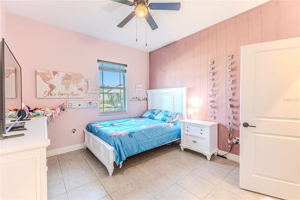 For Sale: $689,900 (5 beds, 4 baths, 3774 Square Feet)