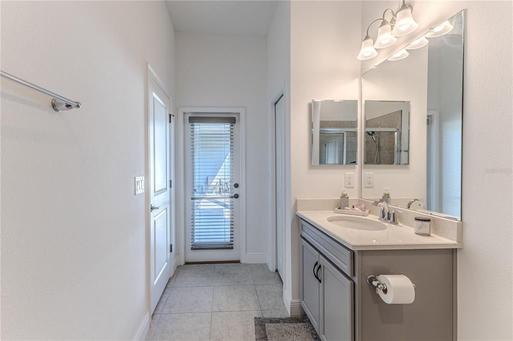 For Sale: $689,900 (5 beds, 4 baths, 3774 Square Feet)