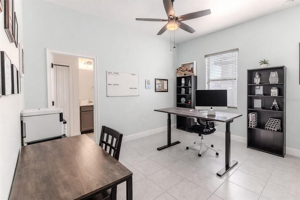 For Sale: $689,900 (5 beds, 4 baths, 3774 Square Feet)