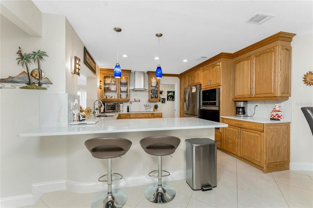 For Sale: $729,000 (2 beds, 2 baths, 2366 Square Feet)