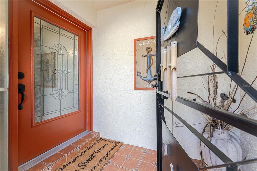 For Sale: $729,000 (2 beds, 2 baths, 2366 Square Feet)