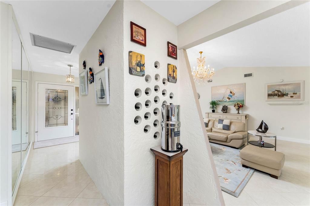 For Sale: $729,000 (2 beds, 2 baths, 2366 Square Feet)