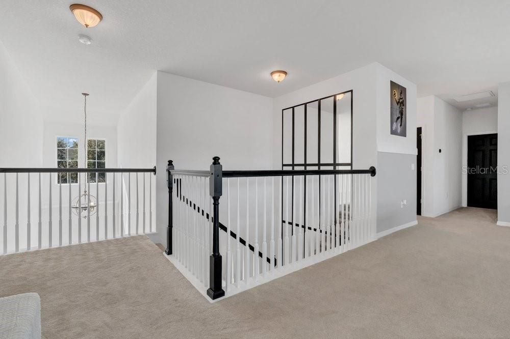 For Sale: $925,000 (6 beds, 4 baths, 4204 Square Feet)