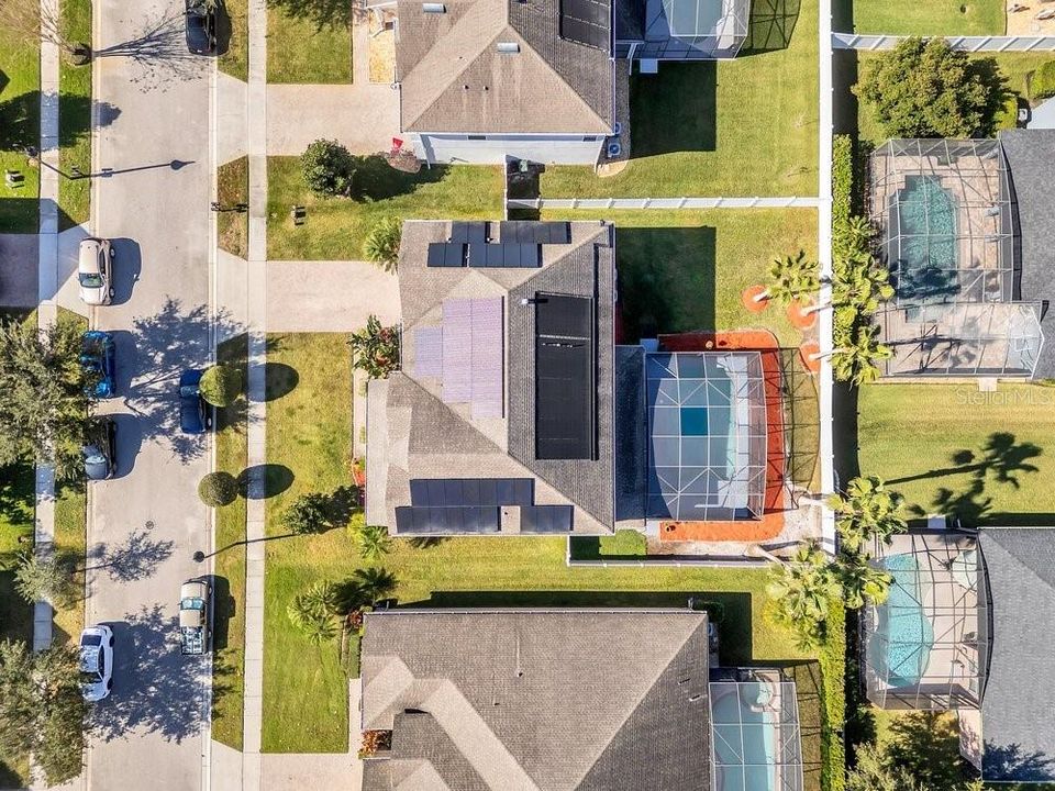 For Sale: $925,000 (6 beds, 4 baths, 4204 Square Feet)