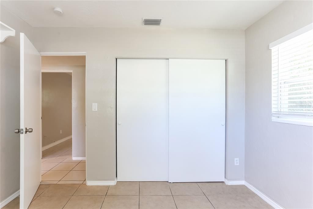 For Rent: $2,390 (3 beds, 2 baths, 1334 Square Feet)