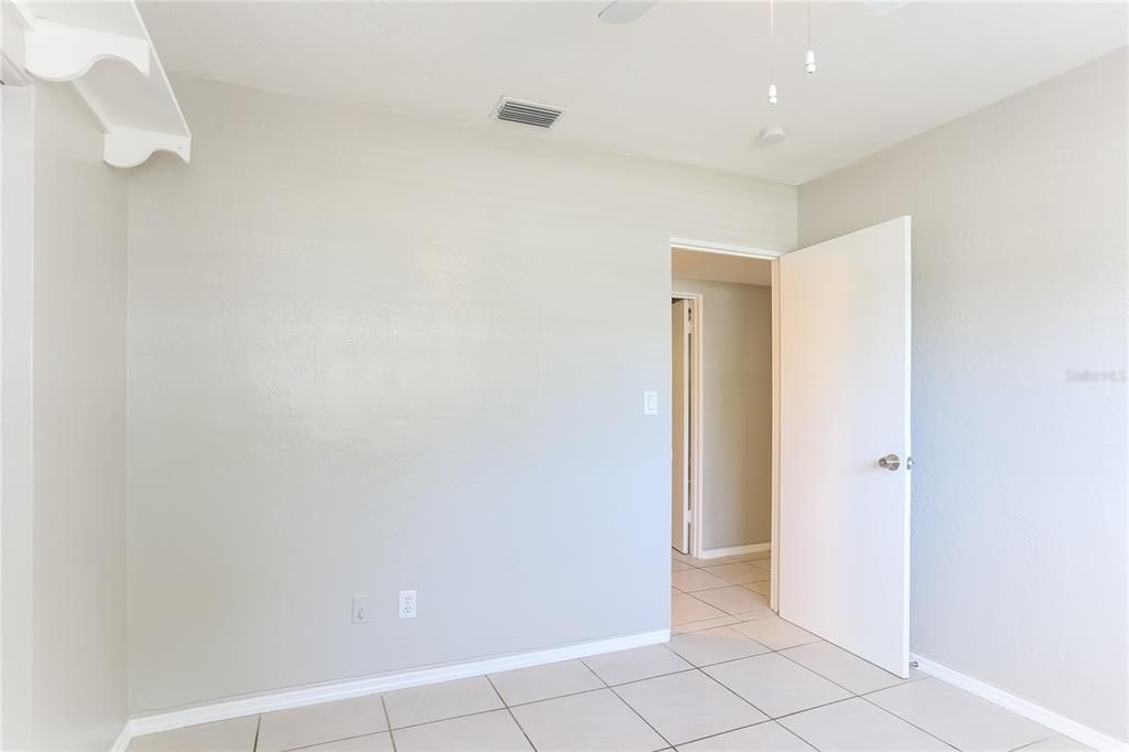 For Rent: $2,390 (3 beds, 2 baths, 1334 Square Feet)