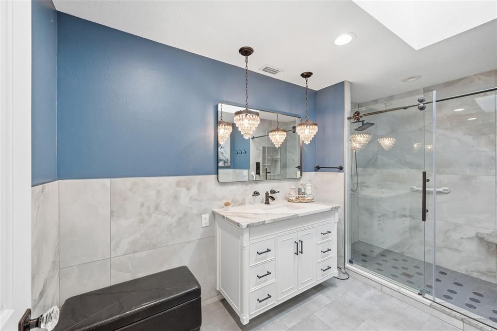 En Venta: $800,000 (3 camas, 2 baños, 3170 Pies cuadrados)