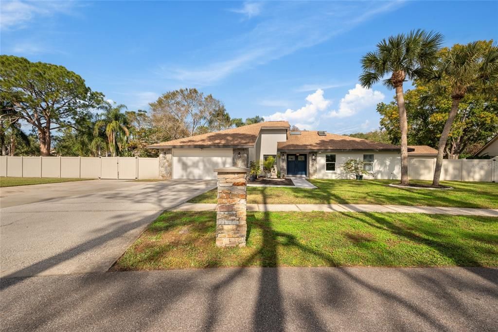 En Venta: $800,000 (3 camas, 2 baños, 3170 Pies cuadrados)