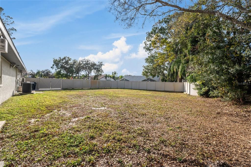 En Venta: $800,000 (3 camas, 2 baños, 3170 Pies cuadrados)