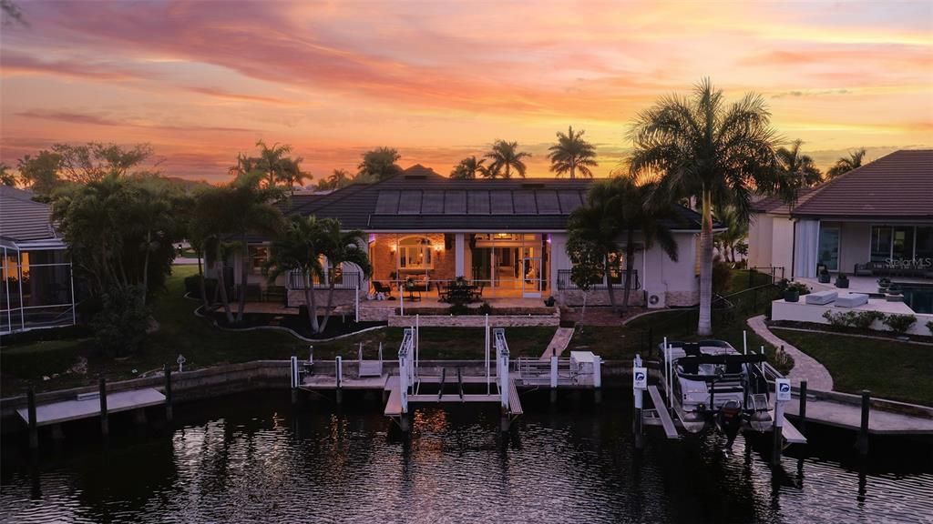 На продажу: $1,999,999 (3 спален, 3 ванн, 3154 Квадратных фут)