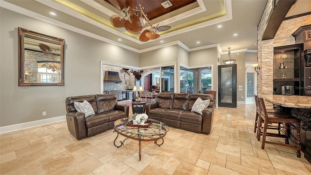 На продажу: $1,999,999 (3 спален, 3 ванн, 3154 Квадратных фут)