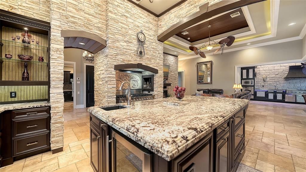 На продажу: $1,999,999 (3 спален, 3 ванн, 3154 Квадратных фут)