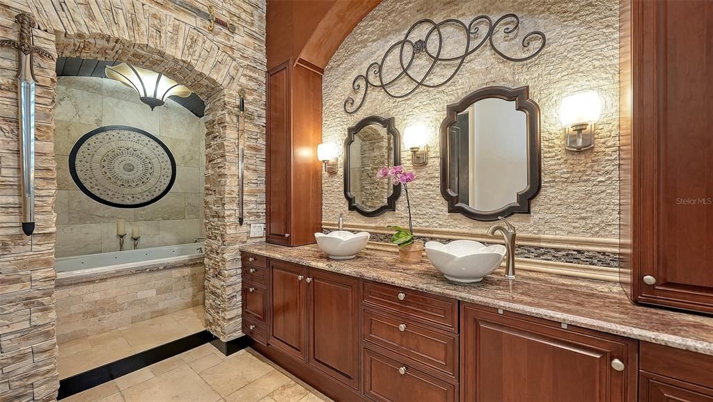 На продажу: $1,999,999 (3 спален, 3 ванн, 3154 Квадратных фут)