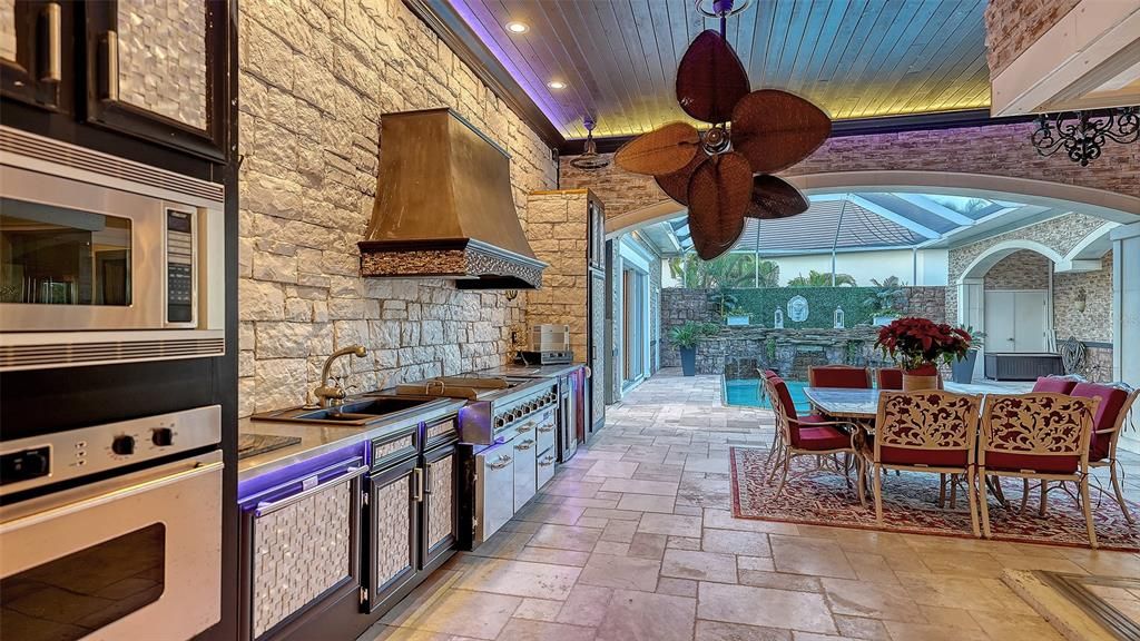 На продажу: $1,999,999 (3 спален, 3 ванн, 3154 Квадратных фут)