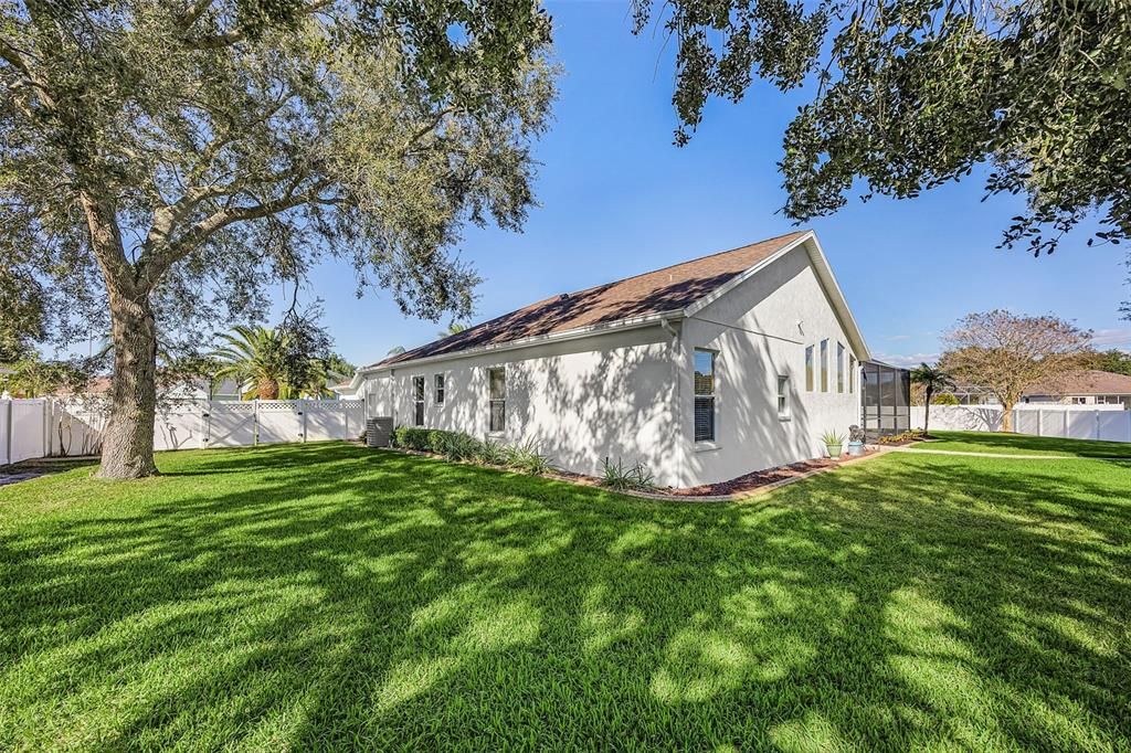 En Venta: $589,999 (4 camas, 3 baños, 2721 Pies cuadrados)