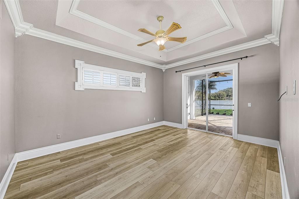 En Venta: $589,999 (4 camas, 3 baños, 2721 Pies cuadrados)