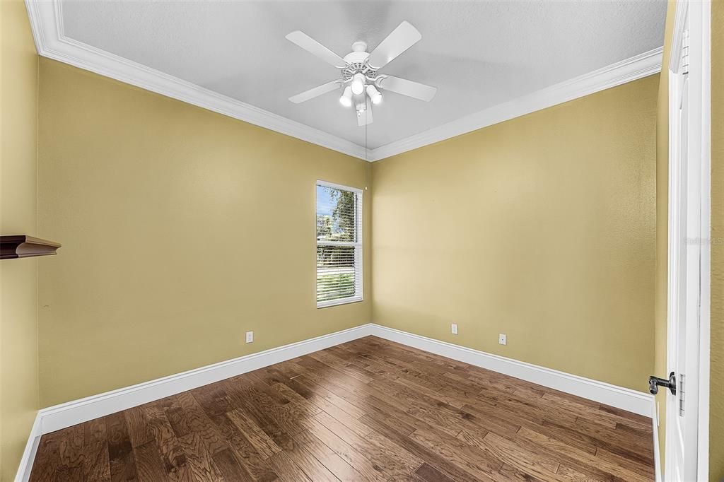 En Venta: $589,999 (4 camas, 3 baños, 2721 Pies cuadrados)