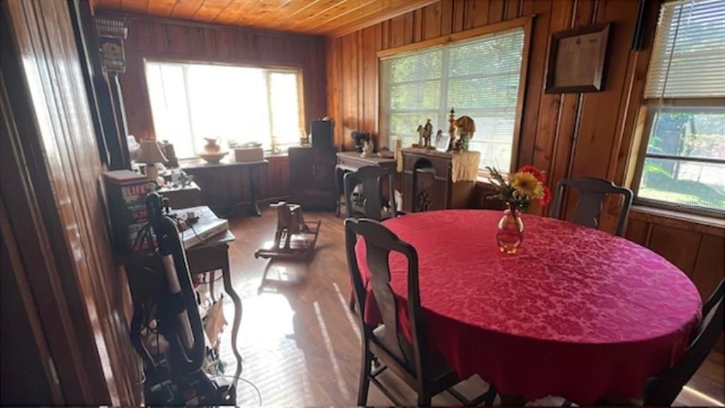 En Venta: $895,000 (0 camas, 0 baños, 1698 Pies cuadrados)