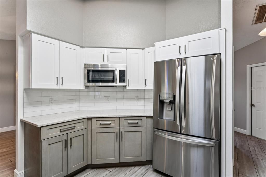 For Sale: $360,000 (3 beds, 2 baths, 1593 Square Feet)