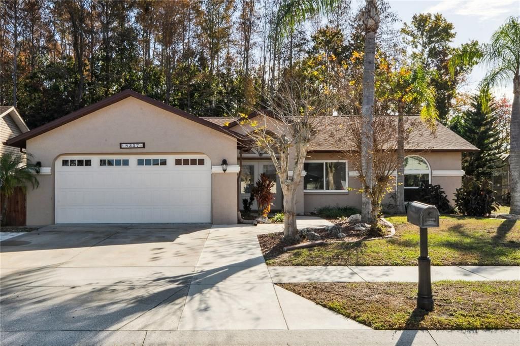 For Sale: $360,000 (3 beds, 2 baths, 1593 Square Feet)