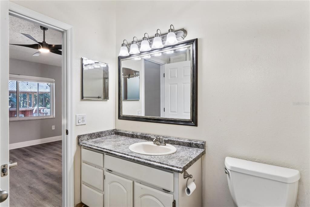 For Sale: $360,000 (3 beds, 2 baths, 1593 Square Feet)